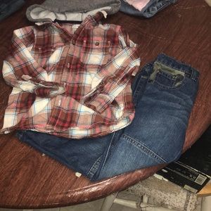 *USED* Carter shirt 👚 and pants  👖